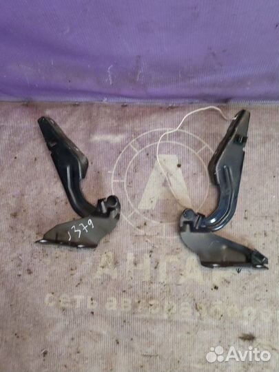 Петля капота Mitsubishi Outlander Xl CW7W 4HN 2010