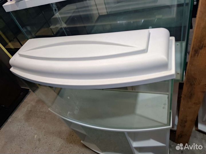 Новый 85 л. С крышкой и с тумбой