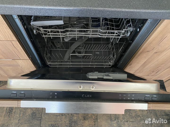 Встраиваемая посудомоечная машина lex