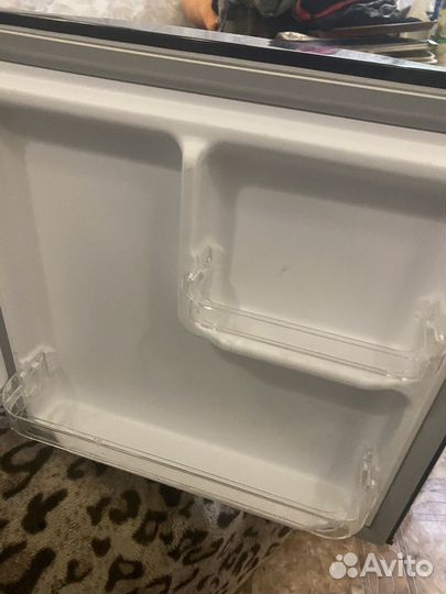 Холодильник мини Maunfeld MFF50B