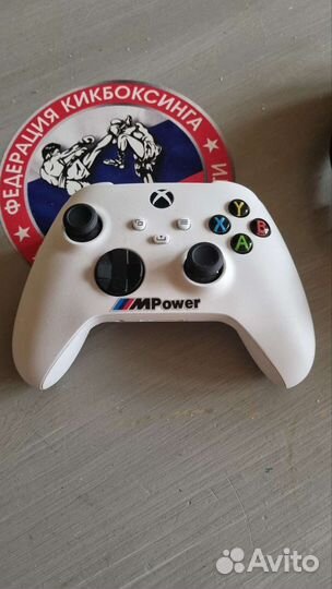 Xbox series s, одекватный торг уместен)