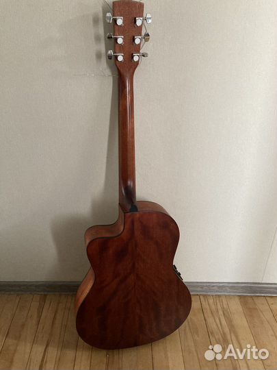 Электроакустическая гитара Cort Jade 1E