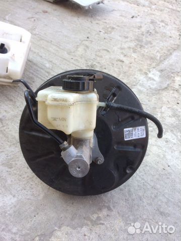 Вакуум тормозов Туран 2012 год 1T1 614 105 AC