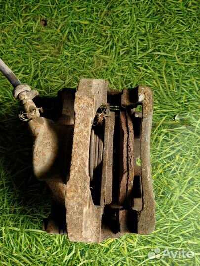 Суппорт передний правый для Чери Амулет А15 2007г