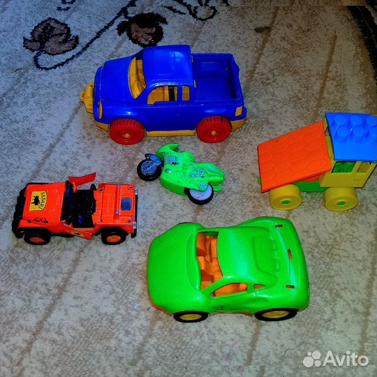 Паровозик каталка + машинки