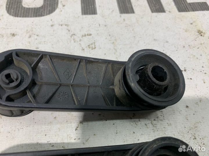 Ручка стеклоподъемника Renault Logan K7J710 2008