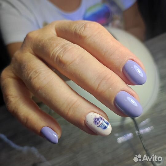 Мастер маникюра и педикюра