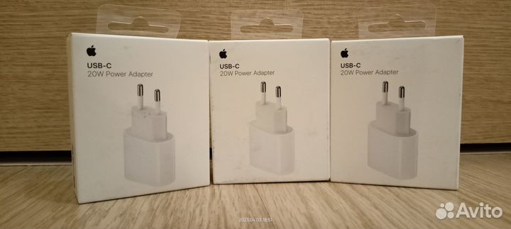 Быстрая зарядка Apple 20W USB-C, новая