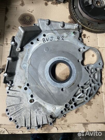 Крышка двигателя задняя Audi A8 D3 4.2 BVJ