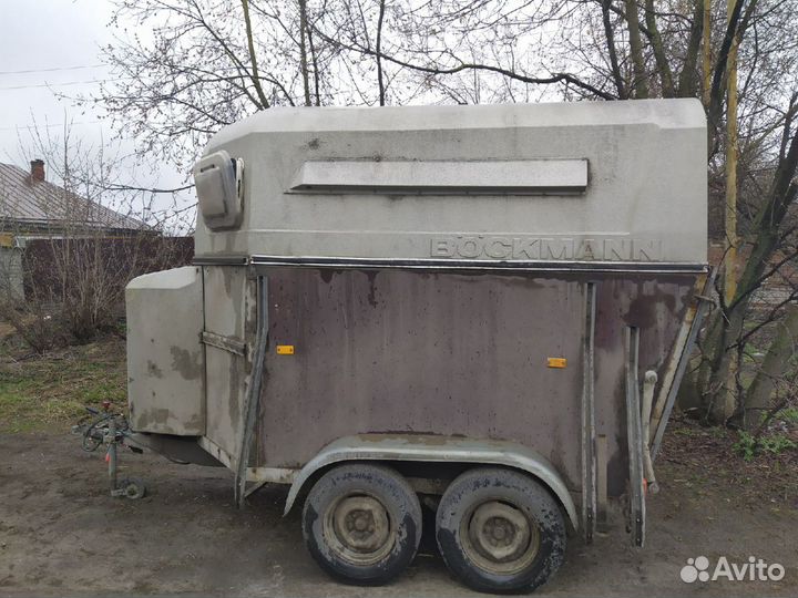 Скотовозки, коневозки, зоотакси