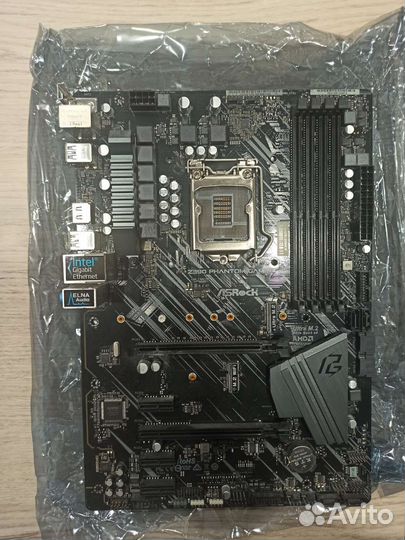 Материнская плата ASRock z390 phantom gaming 4s