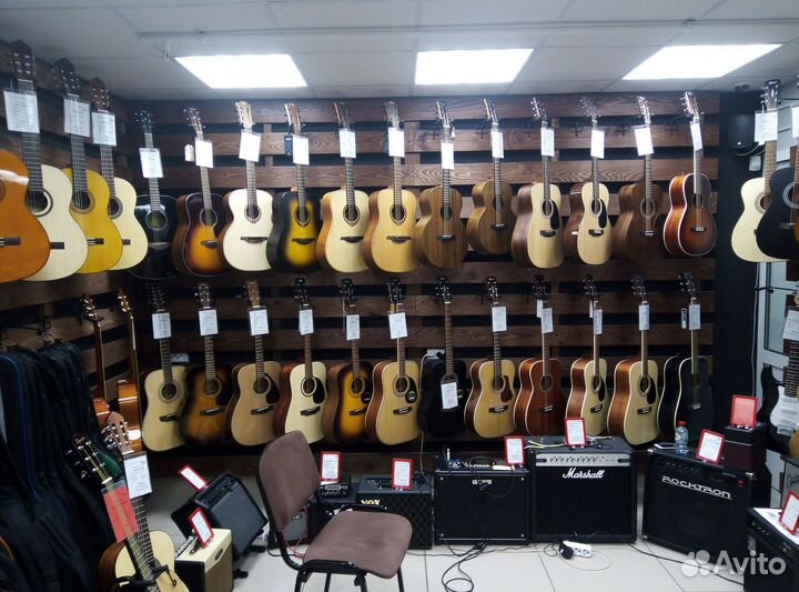 Гитарный комбоусилитель Fender Frontman 10G новый