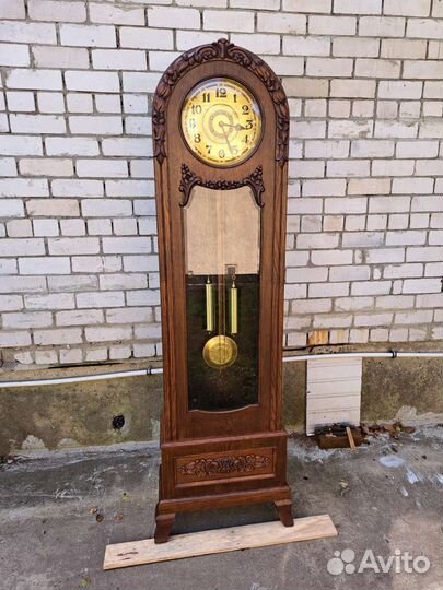 Антикварные напольные часы Kinzle