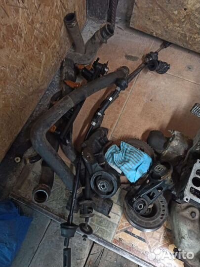 Двигатель Peugeot 406 2.0 RFV в разборе