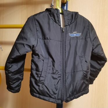 Демисезонный комплект на мальчика 98