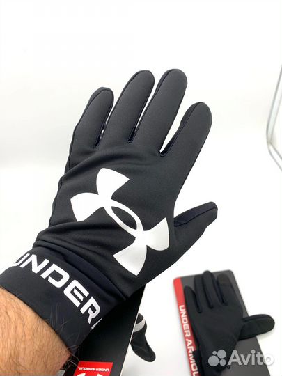 Спортивные перчатки Under Armour