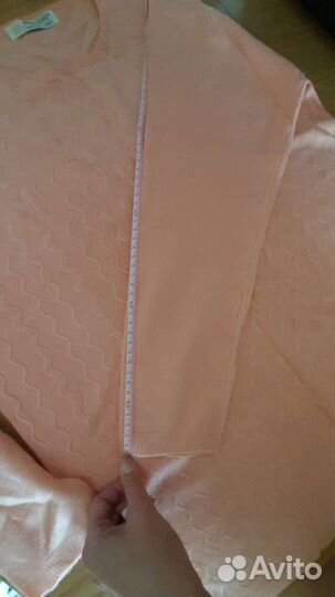 Свитер женский