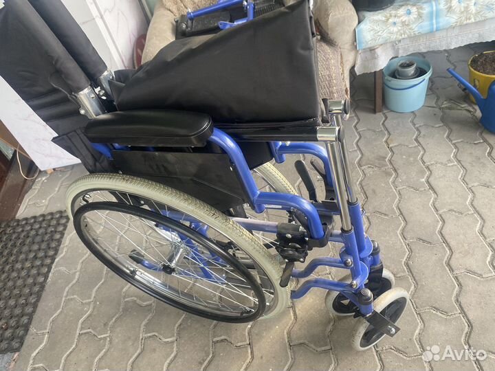 Инвалидная коляска