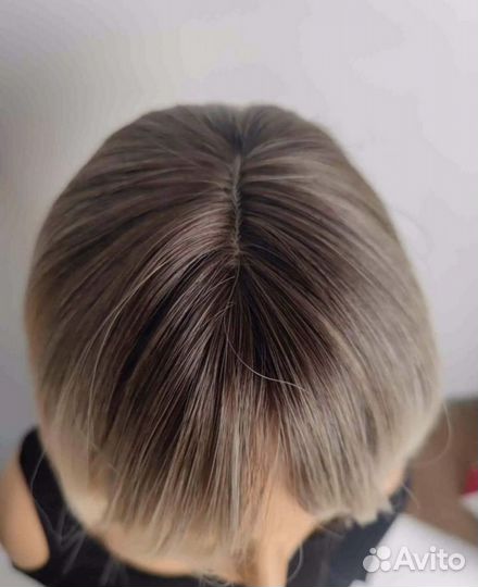 Парик каре блонд с челкой