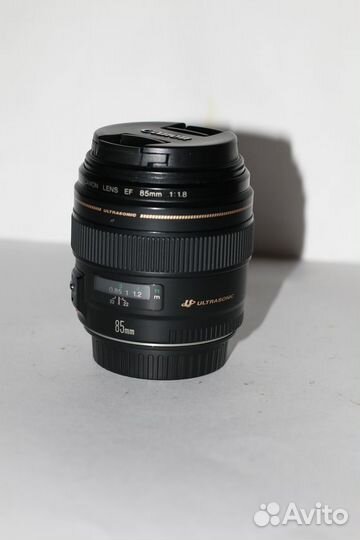 Canon EF 85 1.8
