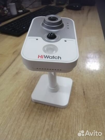IP-камера hiwatch DS-I114W