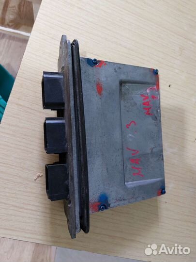 Эбу мозги Ford Escape Maverick 2.3л