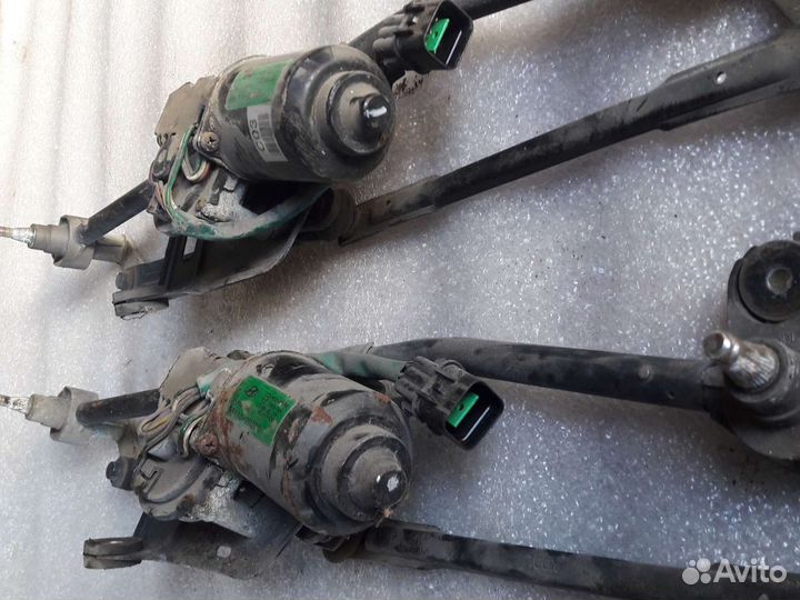 Трапеция стеклоочиститилей (дворников) Хюндай Элан