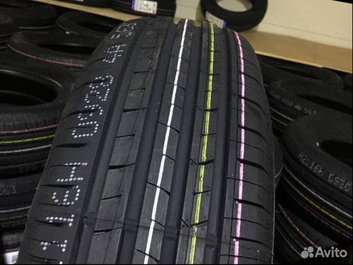 Windforce CatchFors H/P 215/65 R16 102H