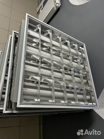 Светильник потолочный