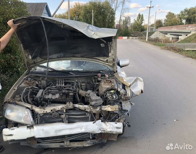 Mazda Protege 2 AT, 2001, битый, 300 000 км