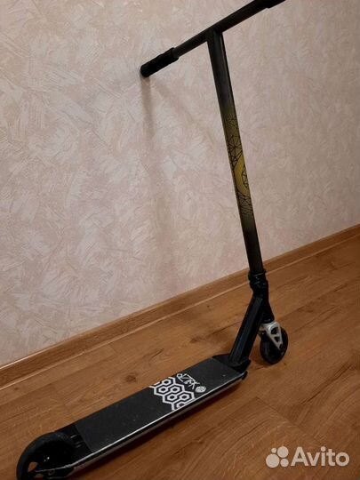 Трюковой самокат(кастом)