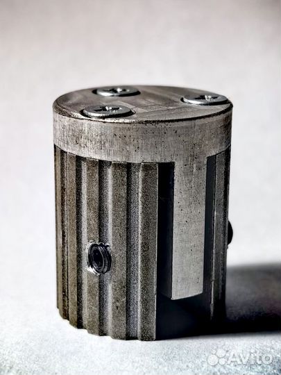 Накладка на рукоять затвора. PCM