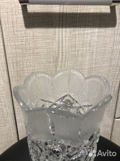 Ваза хрустальная магнолия лзхс коллекционная
