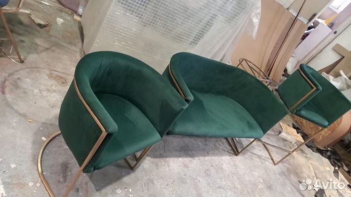 Стул обеденный изумруд на золоте