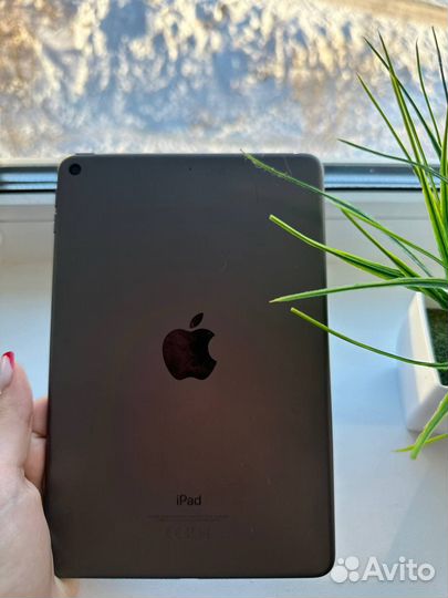 iPad mini 5 64gb