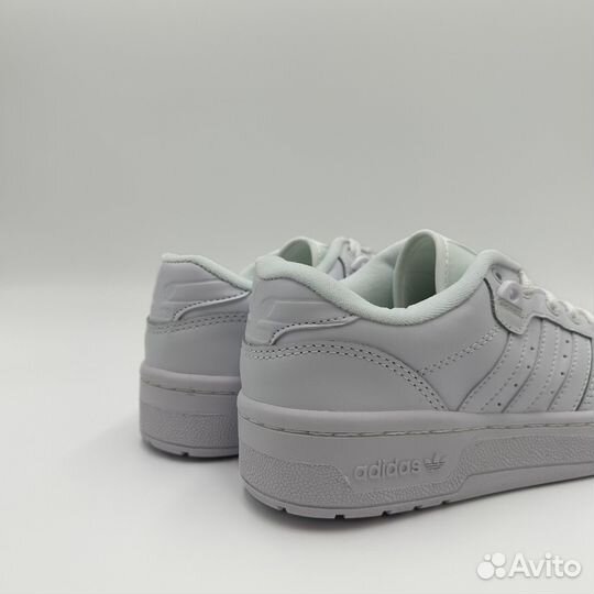 Кеды Adidas белые