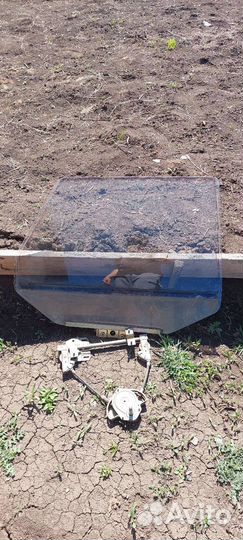 Стекло заднее правое Ваз 2114 15 09 99