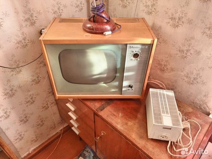 Телевизор Рекорд-6 СССР антена, трансформатор