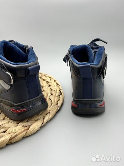 Ботинки демисезон(для мальчика),новые,р.34,35