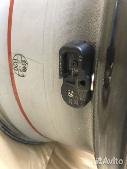 Оригинальные диски lexus NX 18 5*114,3 ET 35 60.1