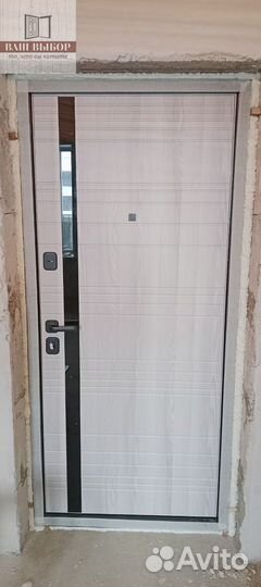Дверь входная новая