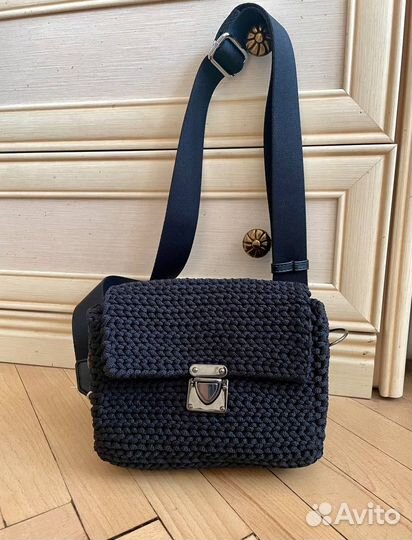 Вязаные изделия ручной работы