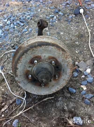 Волга 31029 газ кулак поворотный барабан Передний
