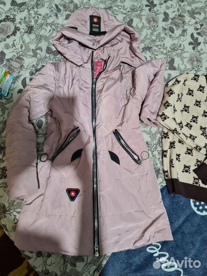 Куртка и свитер