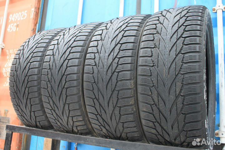 Nokian Tyres Hakkapeliitta R2 265/45 R21 92C