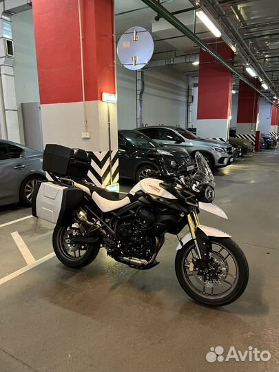 Triumph Tiger 800 (3,423 км, полная комплектация)
