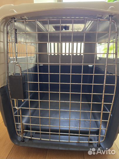 Клетка для перевозки собак в самолете 50х70х50см