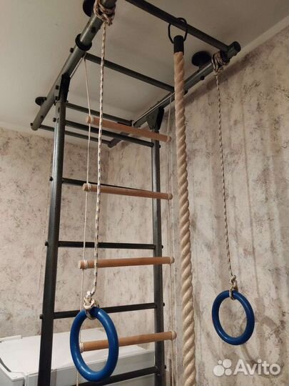 Спортивная шведская стенка