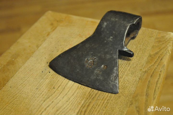 Старинный топор зик СССР
