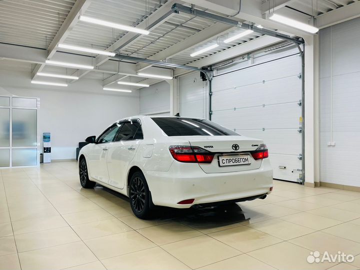 Toyota Camry 2.5 AT, 2015, 141 000 км